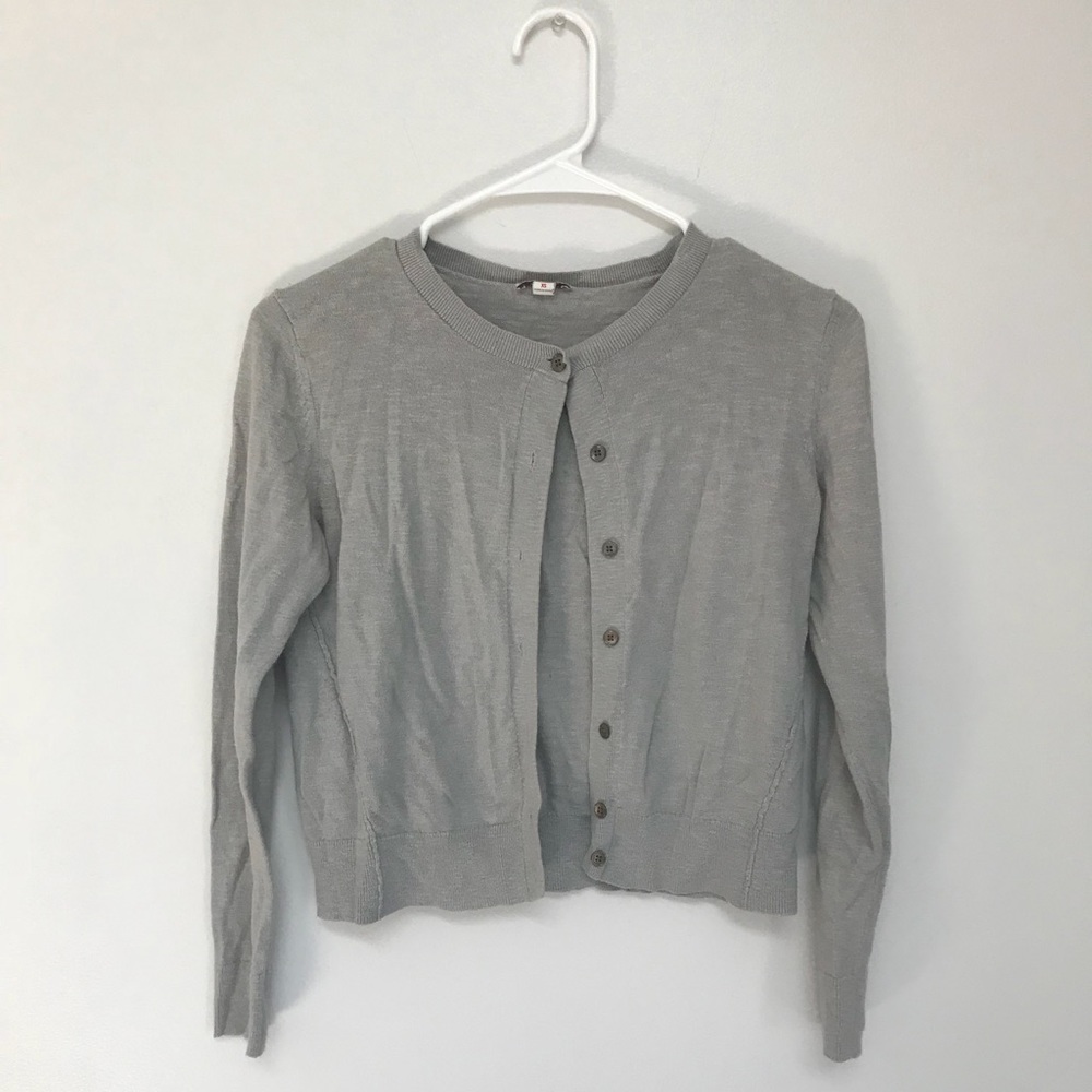 Gray GAP Sweater